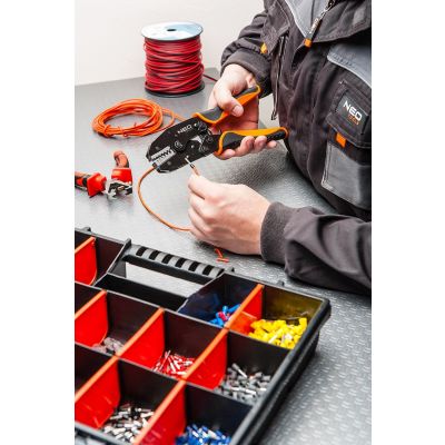 Szczypce do zaciskania końcówek tulejkowych 0,5-16mm2 (22-6 AWG) NEO 01-506 GTX (01-506)
